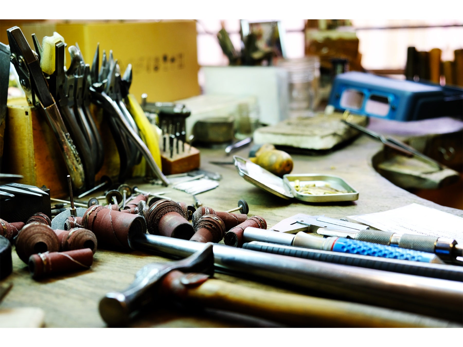 Vue générale des outils dans l’atelier Porchet à Nice